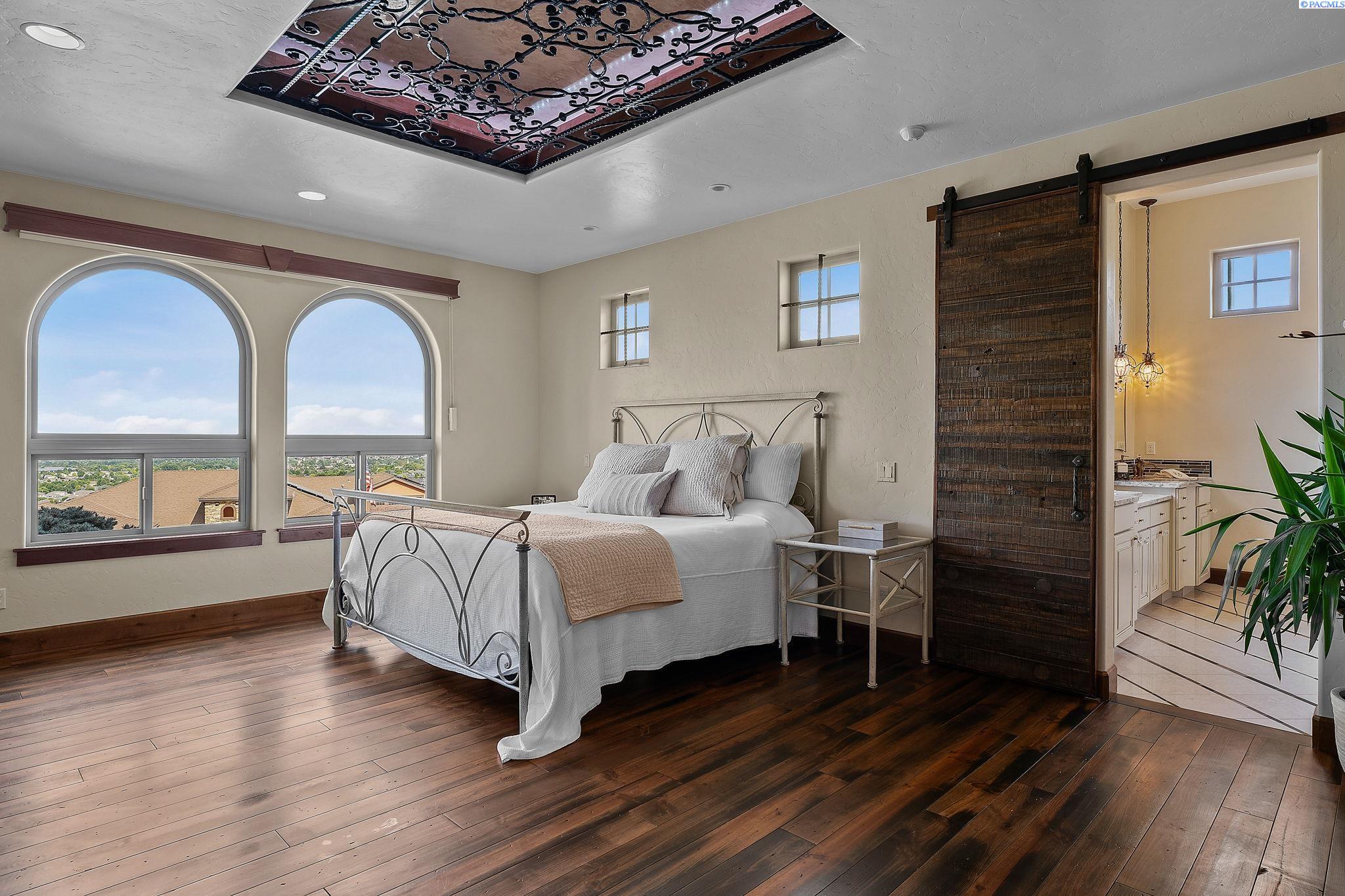 Richland, Washington, 99352, United States, 4 Bedrooms Bedrooms, ,3 BathroomsBathrooms,Residential,Active,1973341