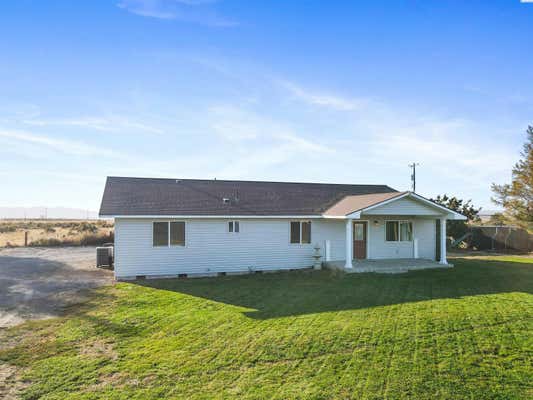 2220 SIELAFF LN, OTHELLO, WA 99344 - Image 1