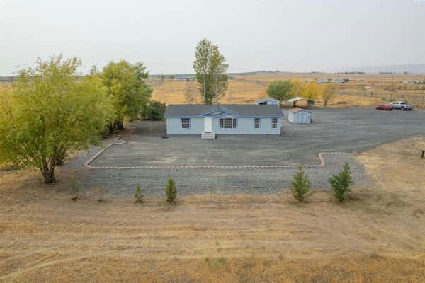 10492 ROAD A NW, EPHRATA, WA 98823 - Image 1