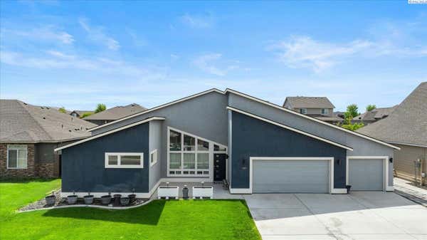 887 PIKES PEAK DR, WEST RICHLAND, WA 99353 - Image 1