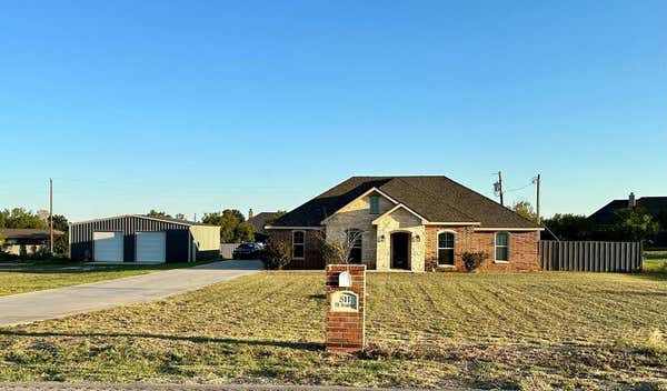 511 SW BROADWAY ST, COAHOMA, TX 79511 - Image 1