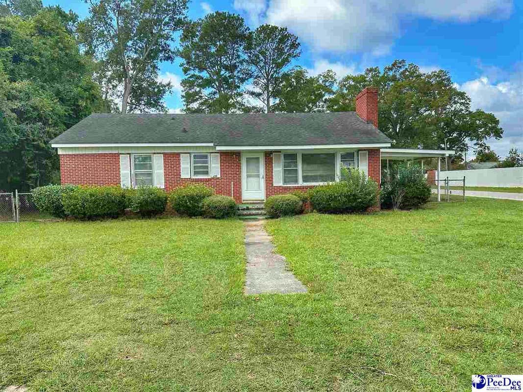 229 STEWART ST, DILLON, SC 29536, photo 1 of 23