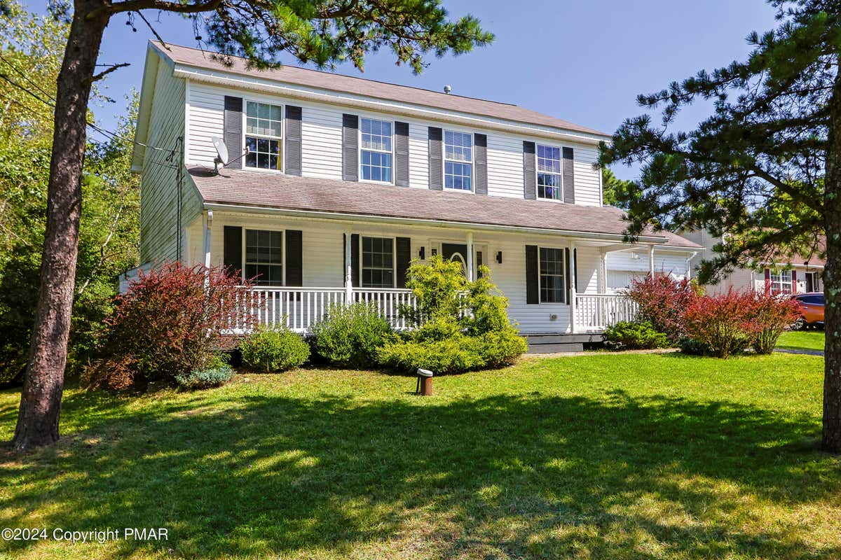 1648 CLOVER RD, LONG POND, PA 18334, photo 1 of 49