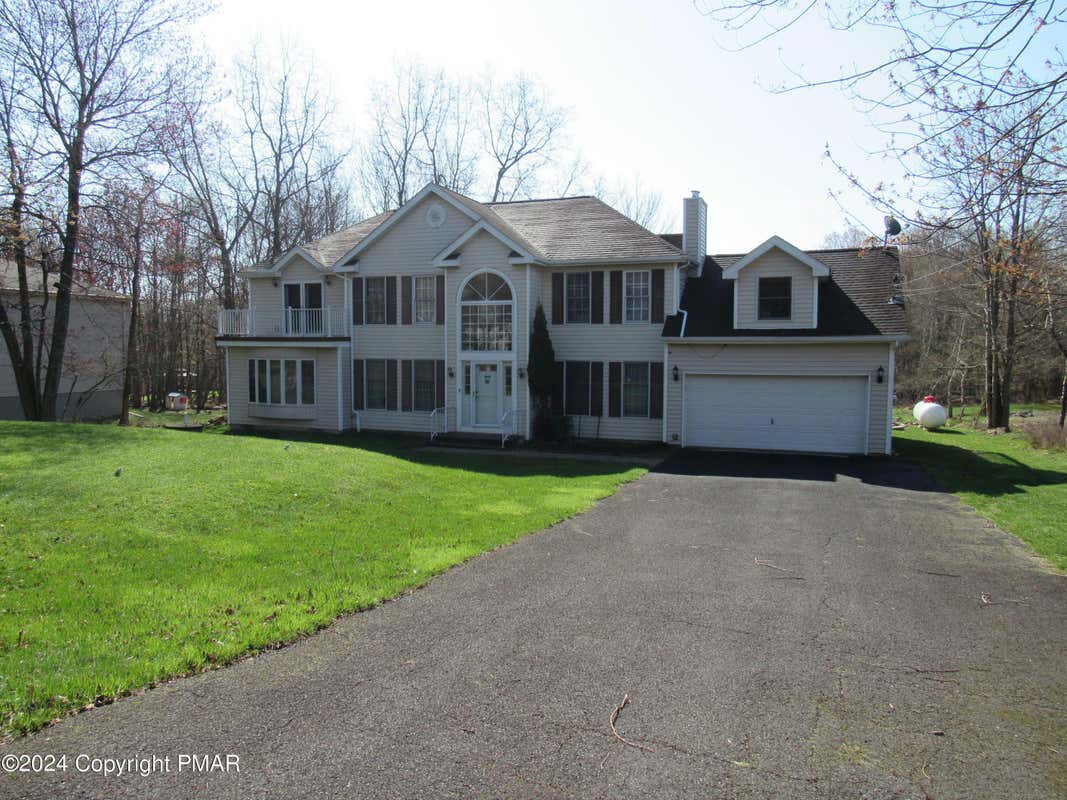 439 CEDAR DR, LONG POND, PA 18334, photo 1 of 26