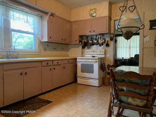 1928 W MAIN ST, STROUDSBURG, PA 18360, photo 5 of 19