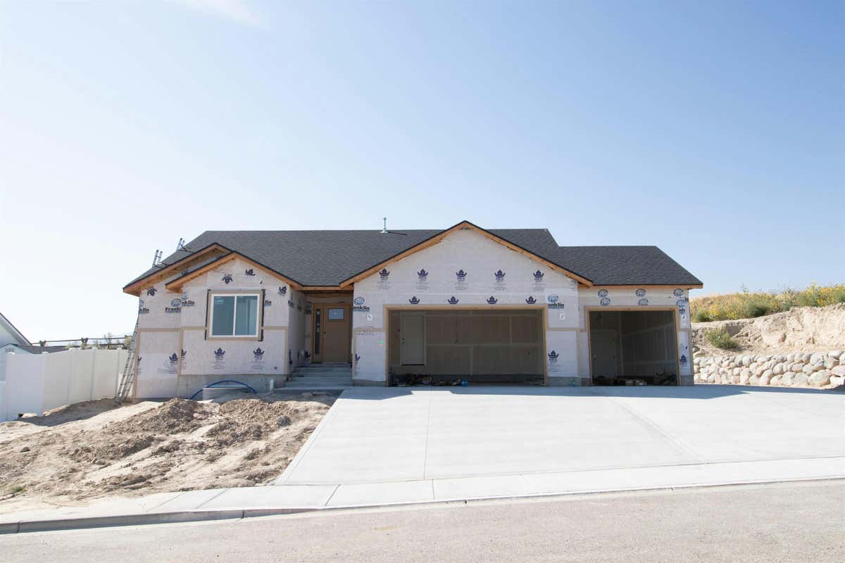 1695 GATHE, POCATELLO, ID 83204, photo 1 of 6