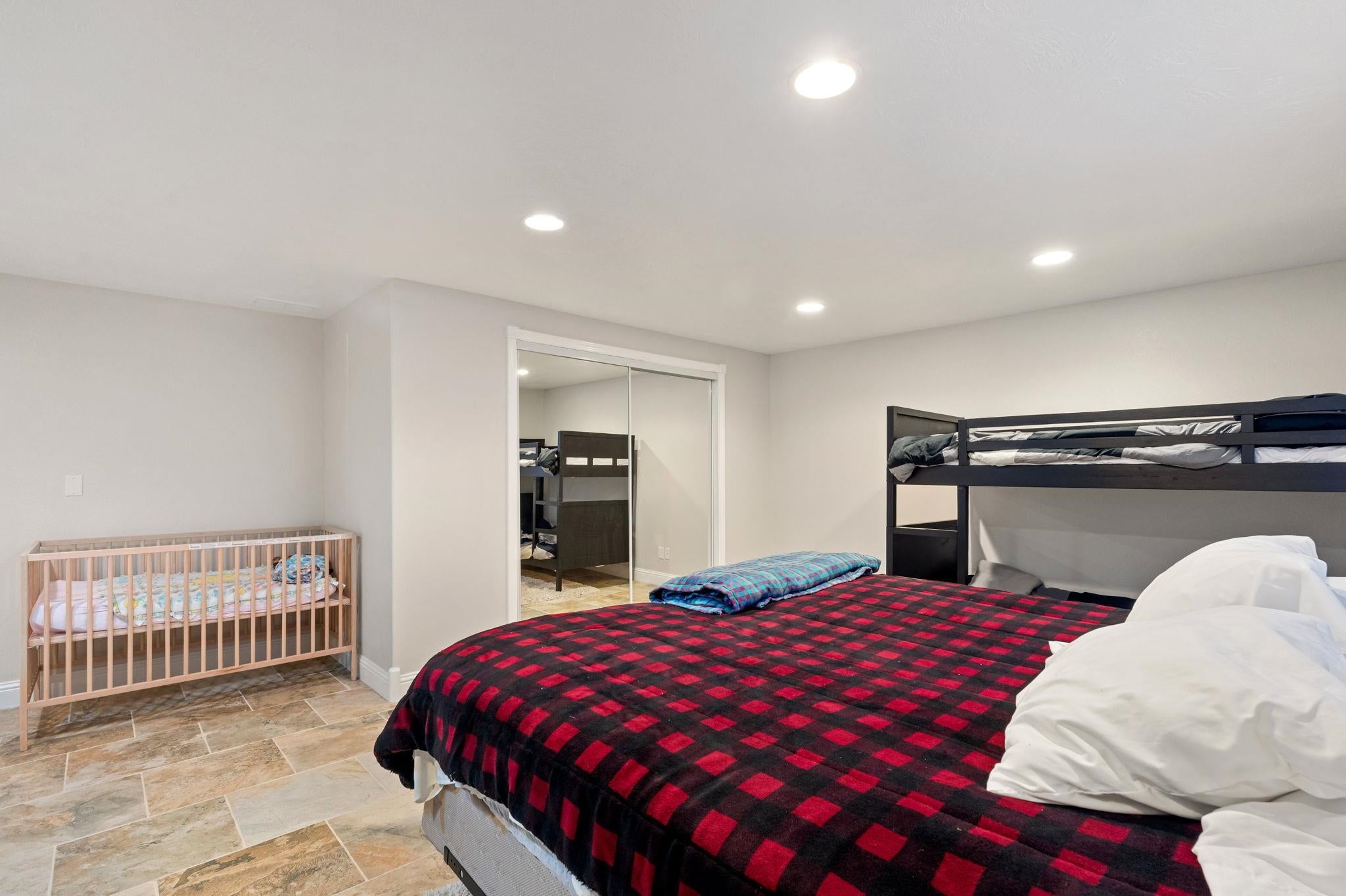 Lava Hot Springs, Idaho, 83246, United States, ,3 BathroomsBathrooms,Residential,Active,1863485