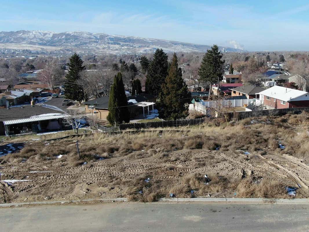 LOT 8 BLOCK 1 E LANDER, POCATELLO, ID 83201, photo 1 of 8