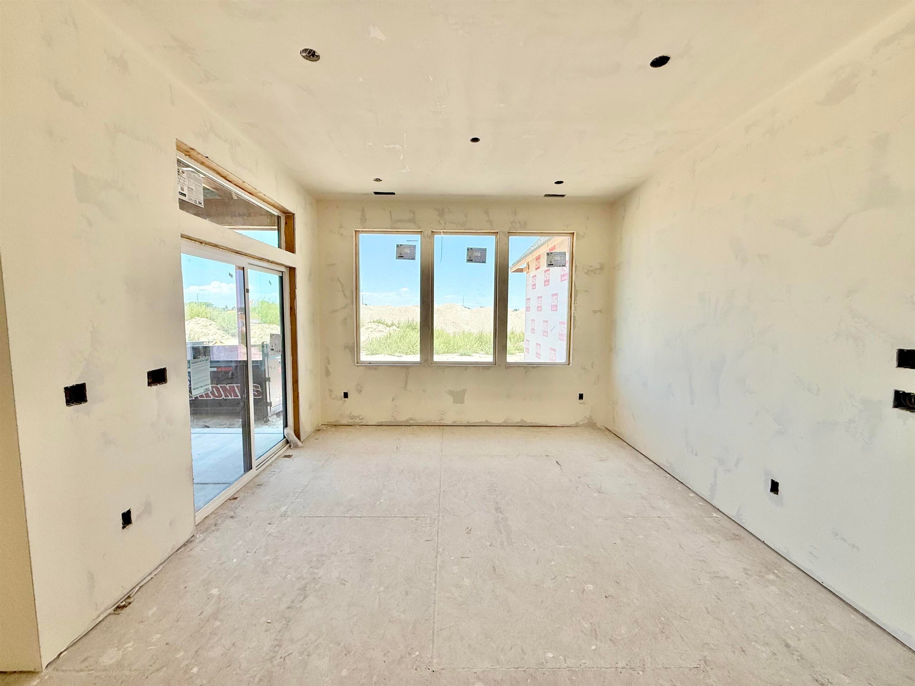 Pocatello, Idaho, 83202, United States, 4 Bedrooms Bedrooms, ,4 BathroomsBathrooms,Residential,Active,1914634