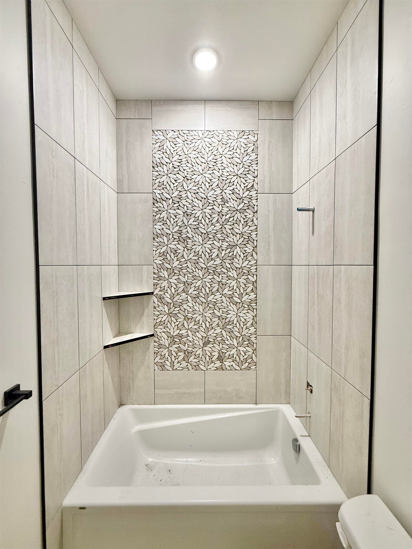 Pocatello, Idaho, 83202, United States, 4 Bedrooms Bedrooms, ,4 BathroomsBathrooms,Residential,Active,1914634