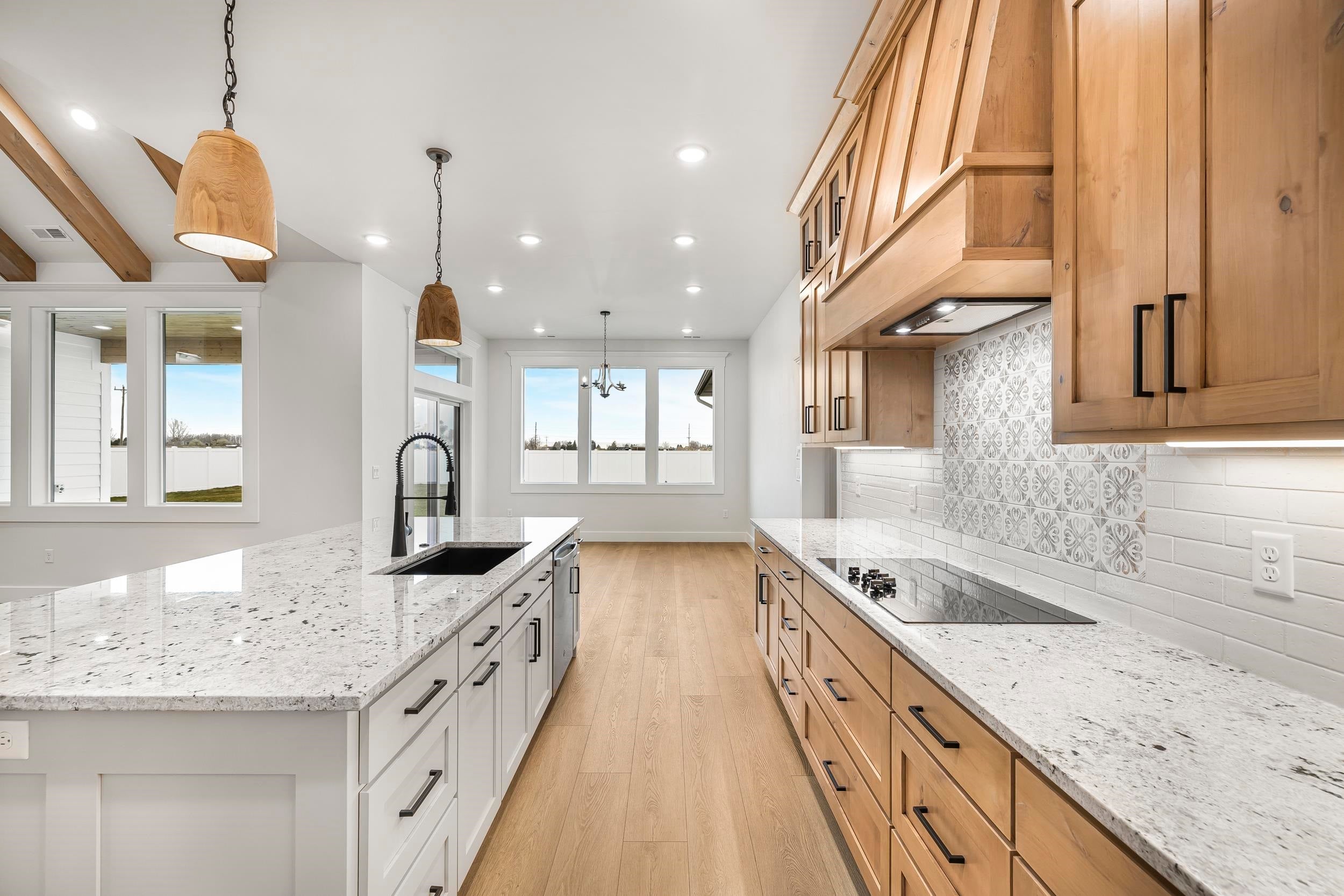 Pocatello, Idaho, 83202, United States, 4 Bedrooms Bedrooms, ,4 BathroomsBathrooms,Residential,Active,1997545