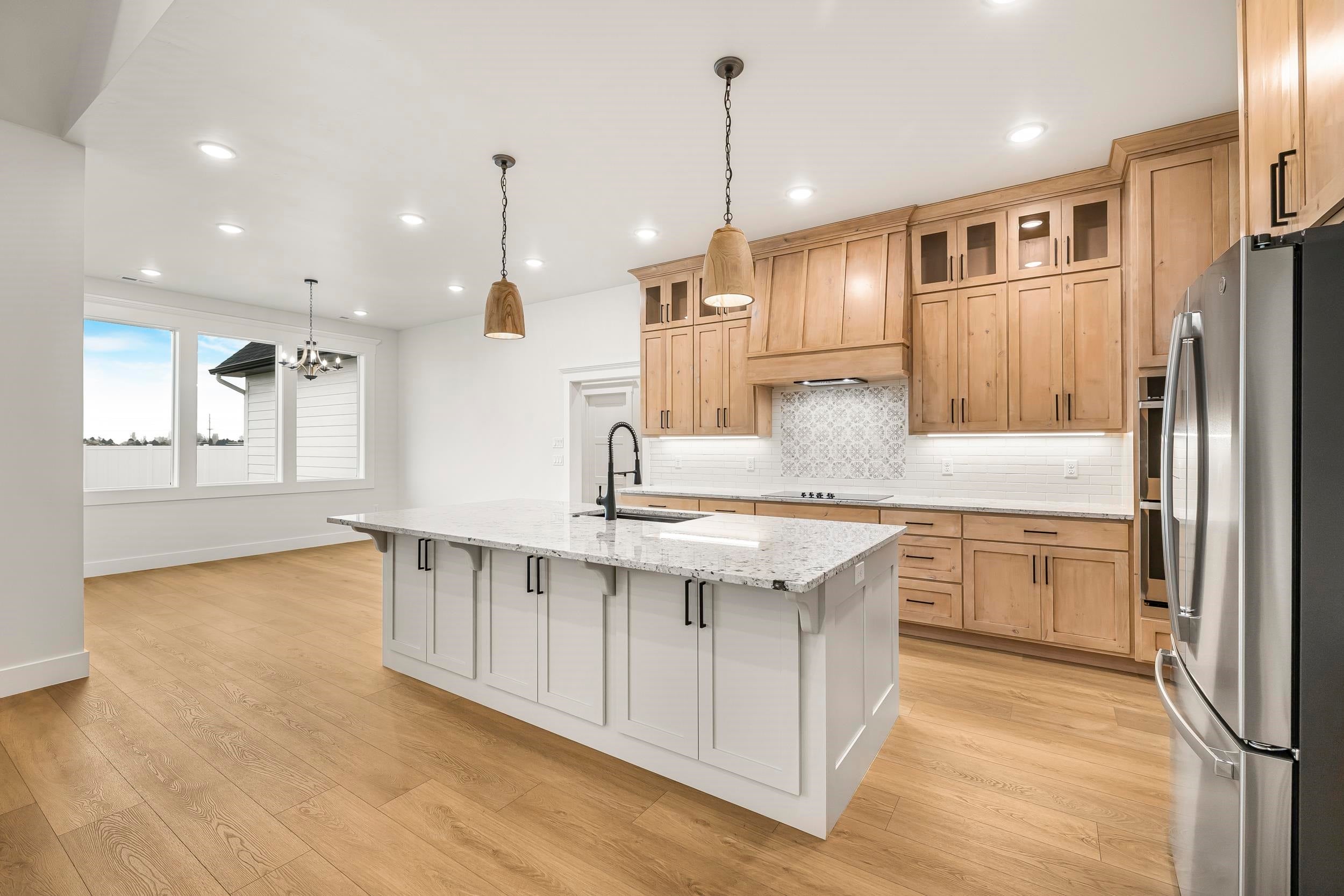 Pocatello, Idaho, 83202, United States, 4 Bedrooms Bedrooms, ,4 BathroomsBathrooms,Residential,Active,1997545