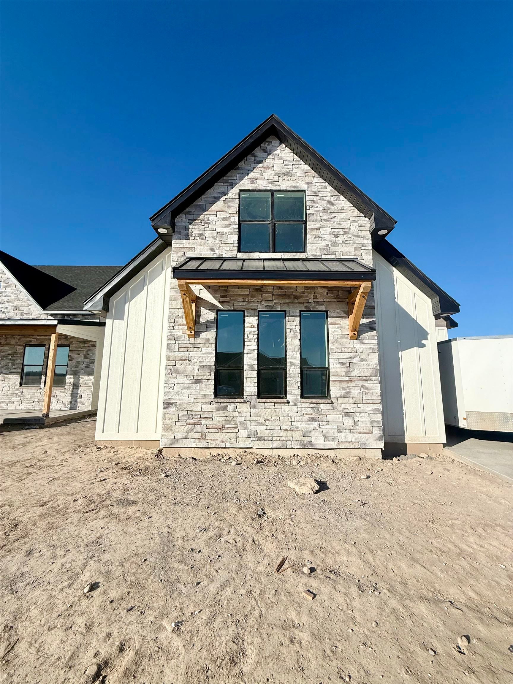 Pocatello, Idaho, 83202, United States, 4 Bedrooms Bedrooms, ,4 BathroomsBathrooms,Residential,Active,1914634