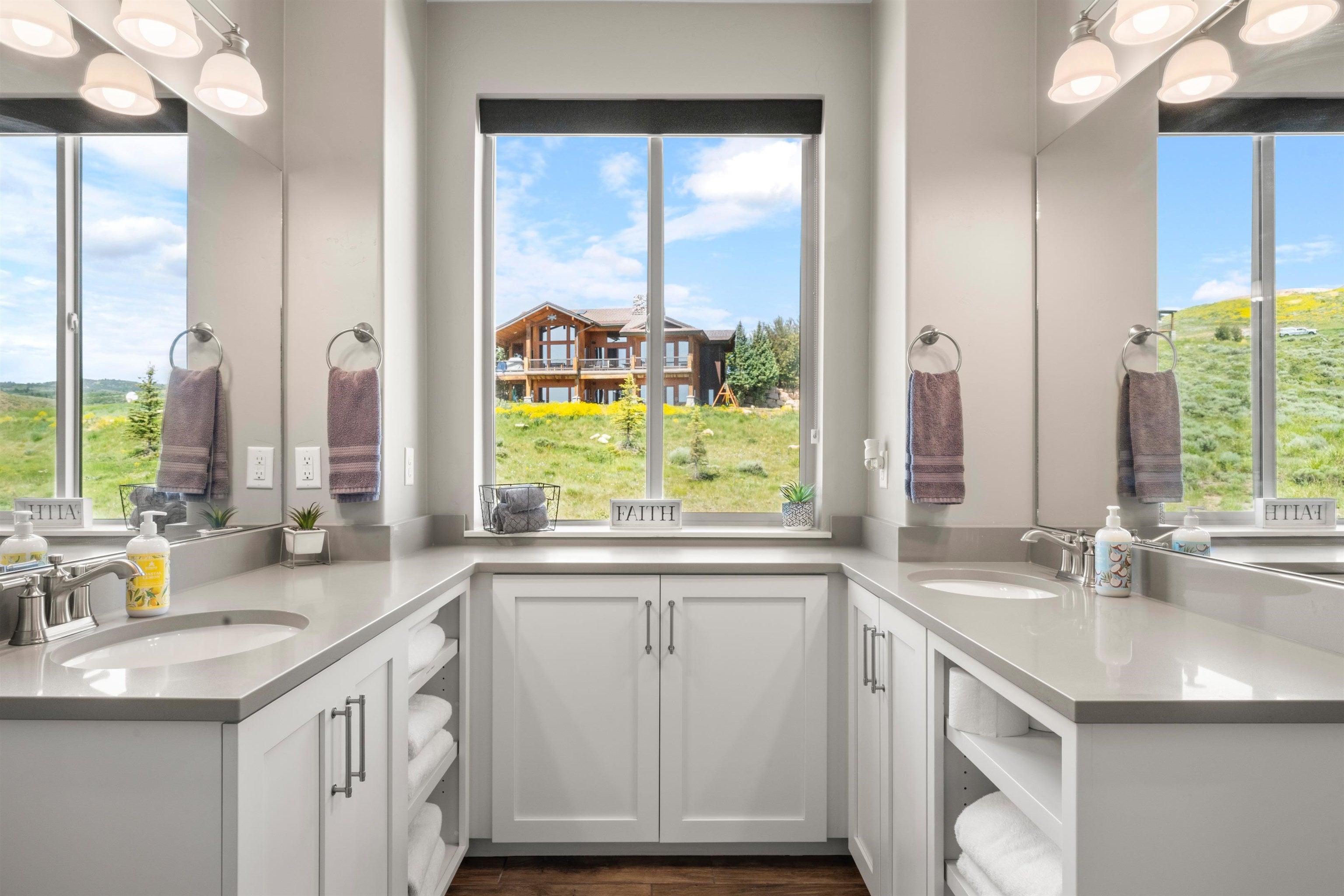 Fish Haven, Idaho, 83287, United States, ,6 BathroomsBathrooms,Residential,Active,1797985