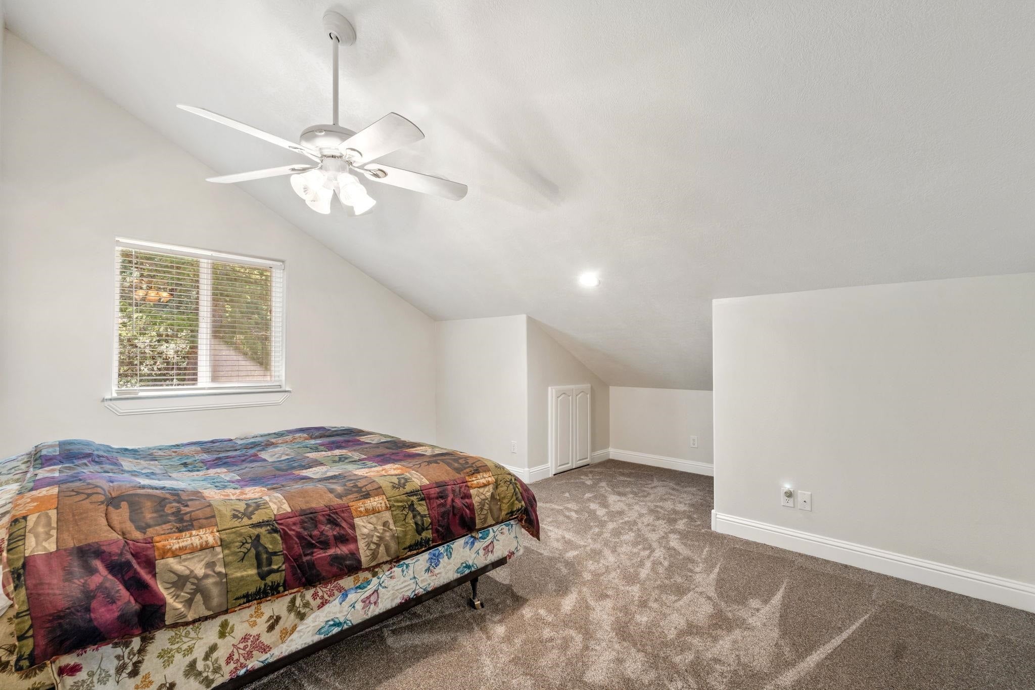 Lava Hot Springs, Idaho, 83246, United States, ,3 BathroomsBathrooms,Residential,Active,1863485