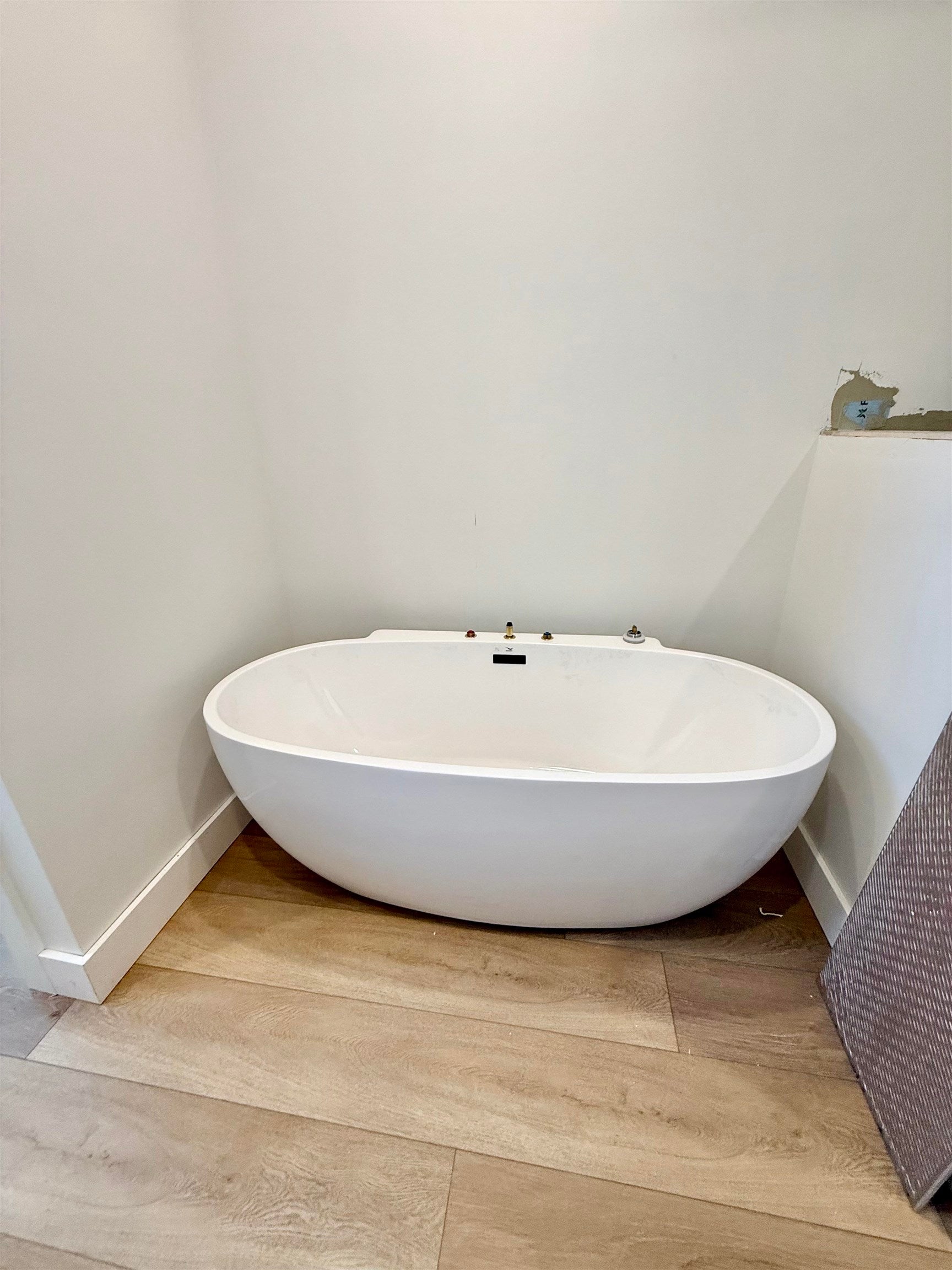 Pocatello, Idaho, 83202, United States, 4 Bedrooms Bedrooms, ,4 BathroomsBathrooms,Residential,Active,1914634