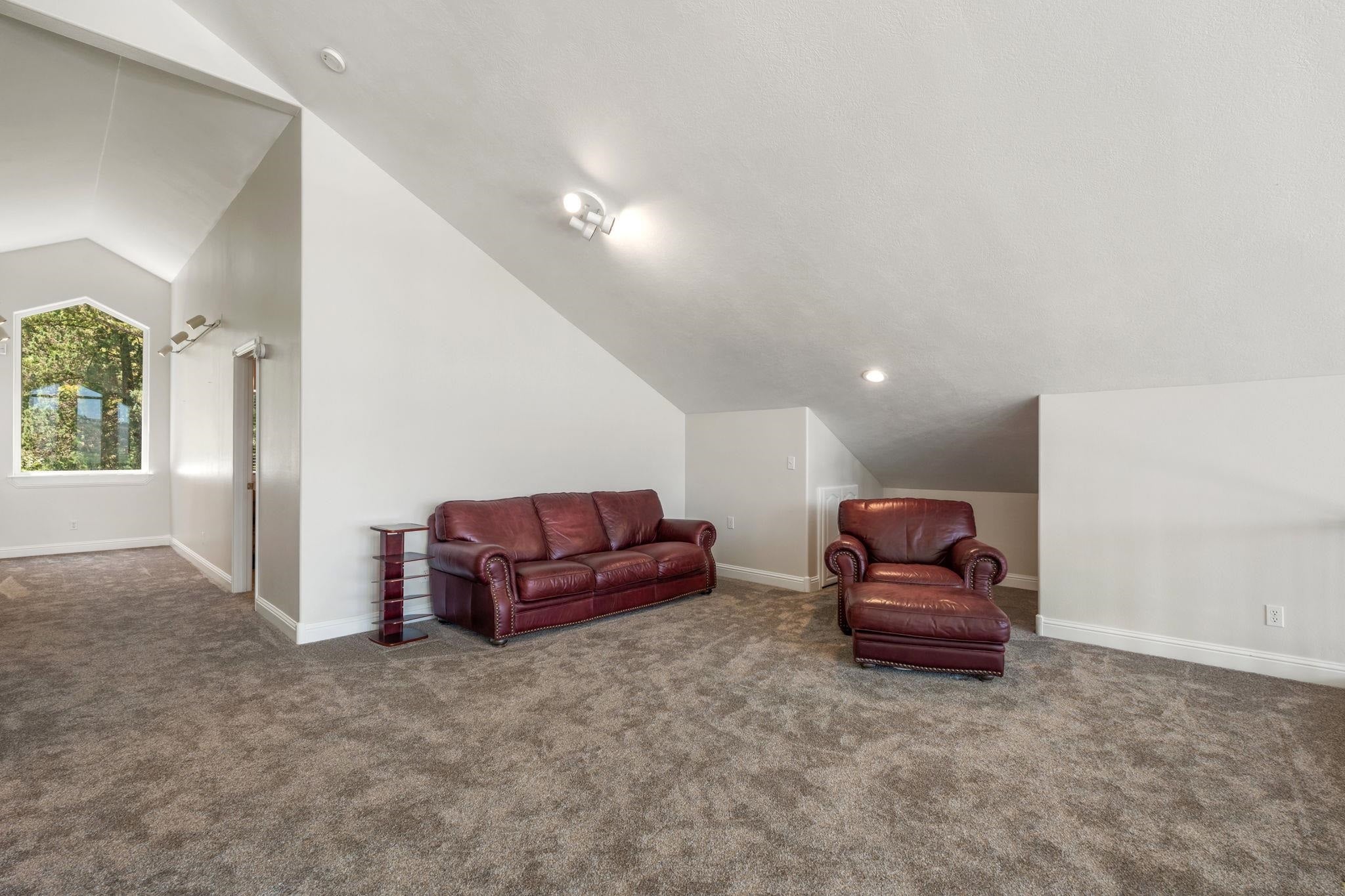 Lava Hot Springs, Idaho, 83246, United States, ,3 BathroomsBathrooms,Residential,Active,1863485