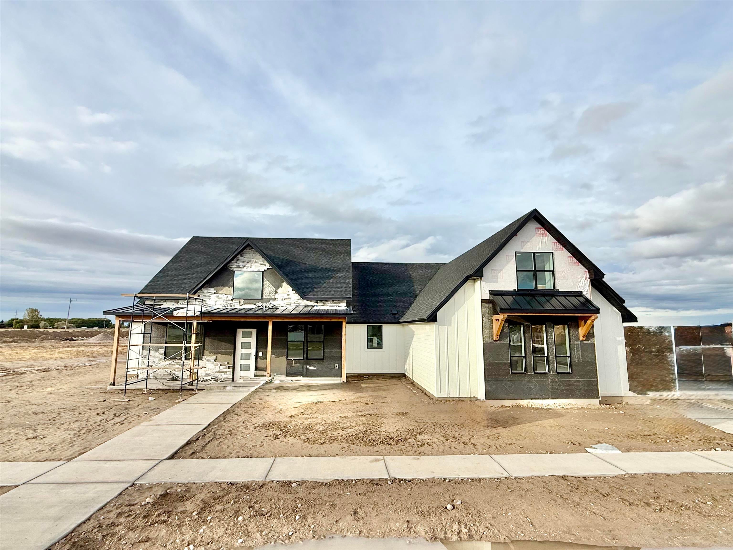 Pocatello, Idaho, 83202, United States, 4 Bedrooms Bedrooms, ,4 BathroomsBathrooms,Residential,Active,1914634