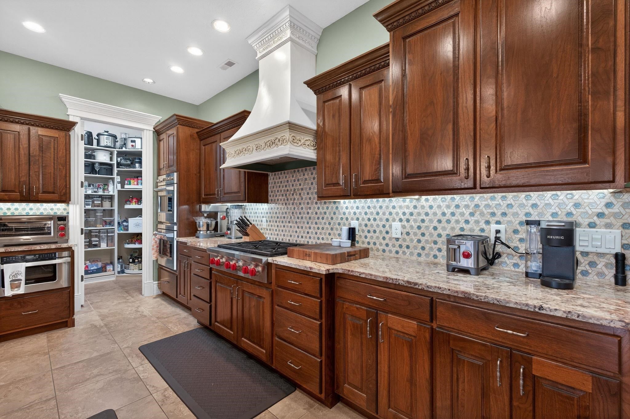 Pocatello, Idaho, 83204, United States, 6 Bedrooms Bedrooms, ,5 BathroomsBathrooms,Residential,Active,2007200