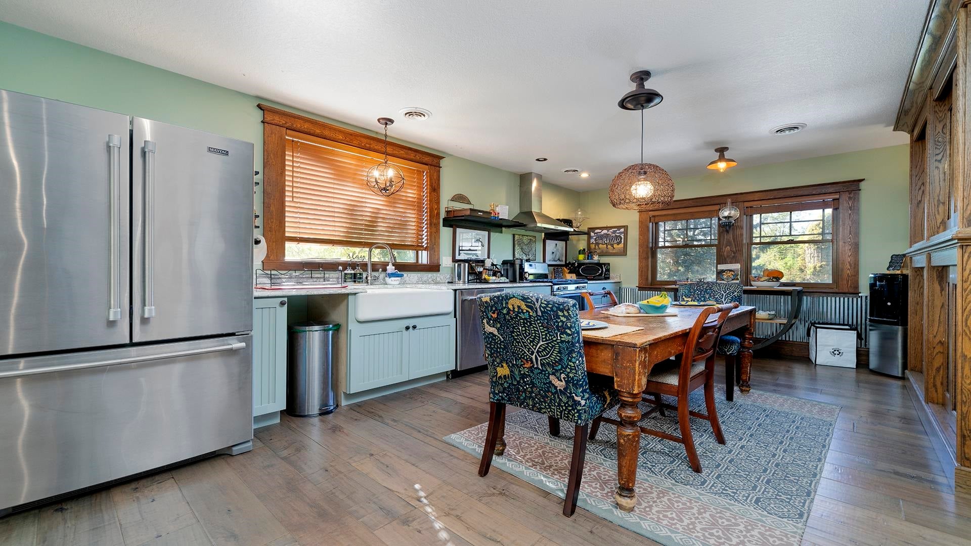 Franklin Grove, Illinois, 61031, United States, 9 Bedrooms Bedrooms, ,9 BathroomsBathrooms,Residential,Active,1965785