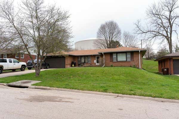 124 SHERIDAN DR, LOVES PARK, IL 61111, photo 2 of 52