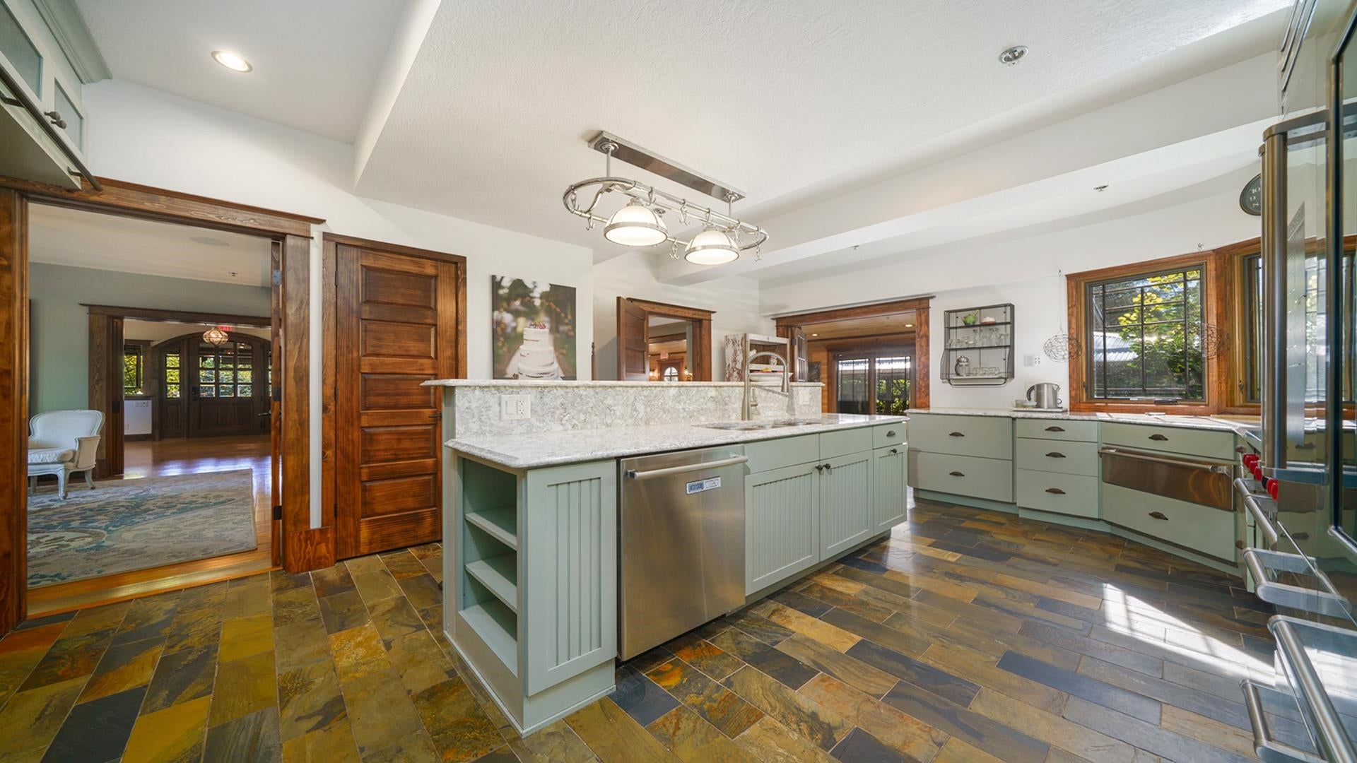 Franklin Grove, Illinois, 61031, United States, 9 Bedrooms Bedrooms, ,9 BathroomsBathrooms,Residential,Active,1965785