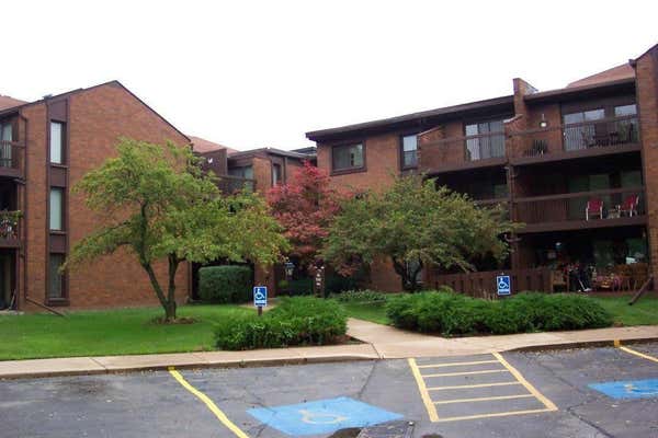 2929 SUNNYSIDE DR APT A303, ROCKFORD, IL 61114 - Image 1