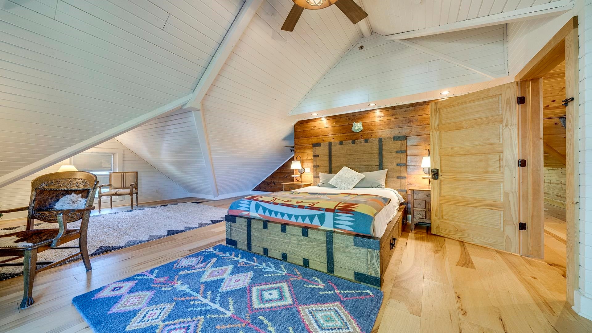 Franklin Grove, Illinois, 61031, United States, 9 Bedrooms Bedrooms, ,9 BathroomsBathrooms,Residential,Active,1965785