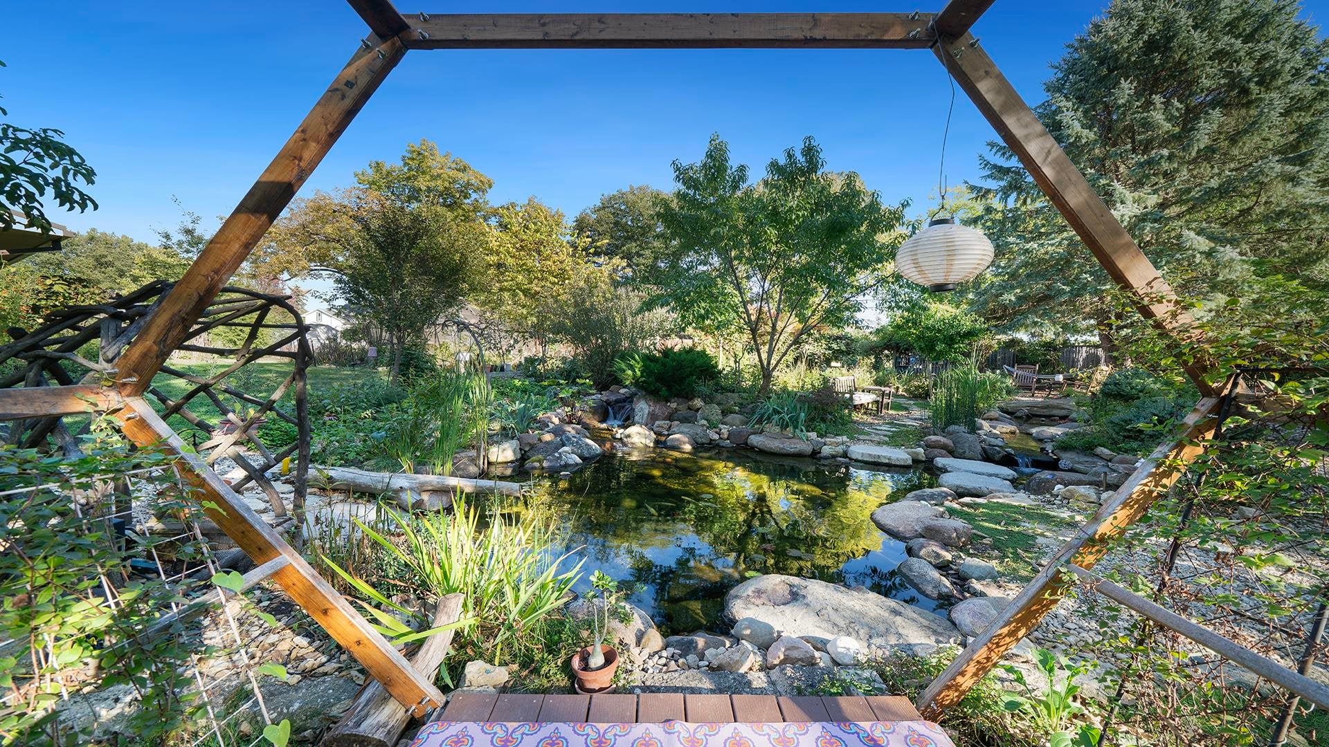 Franklin Grove, Illinois, 61031, United States, 9 Bedrooms Bedrooms, ,9 BathroomsBathrooms,Residential,Active,1965785