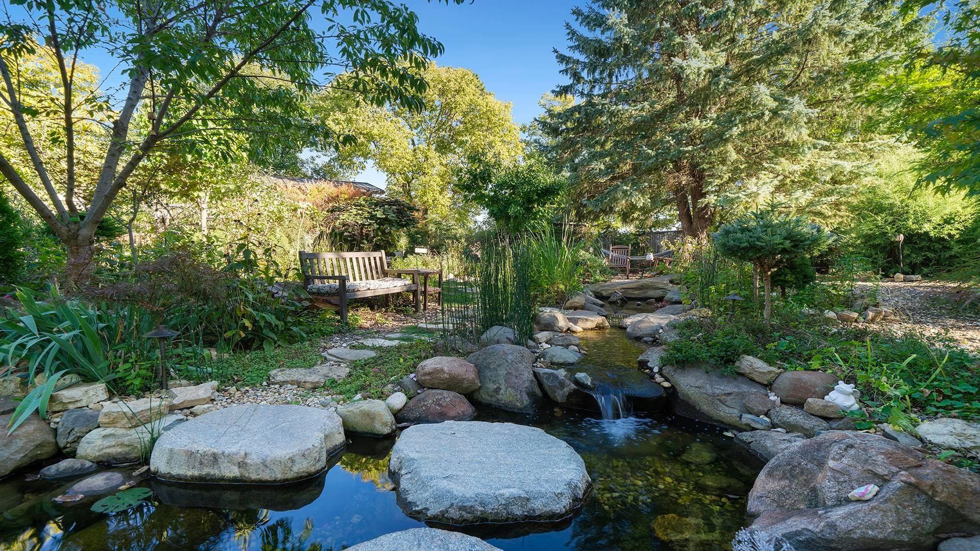 Franklin Grove, Illinois, 61031, United States, 9 Bedrooms Bedrooms, ,9 BathroomsBathrooms,Residential,Active,1965785