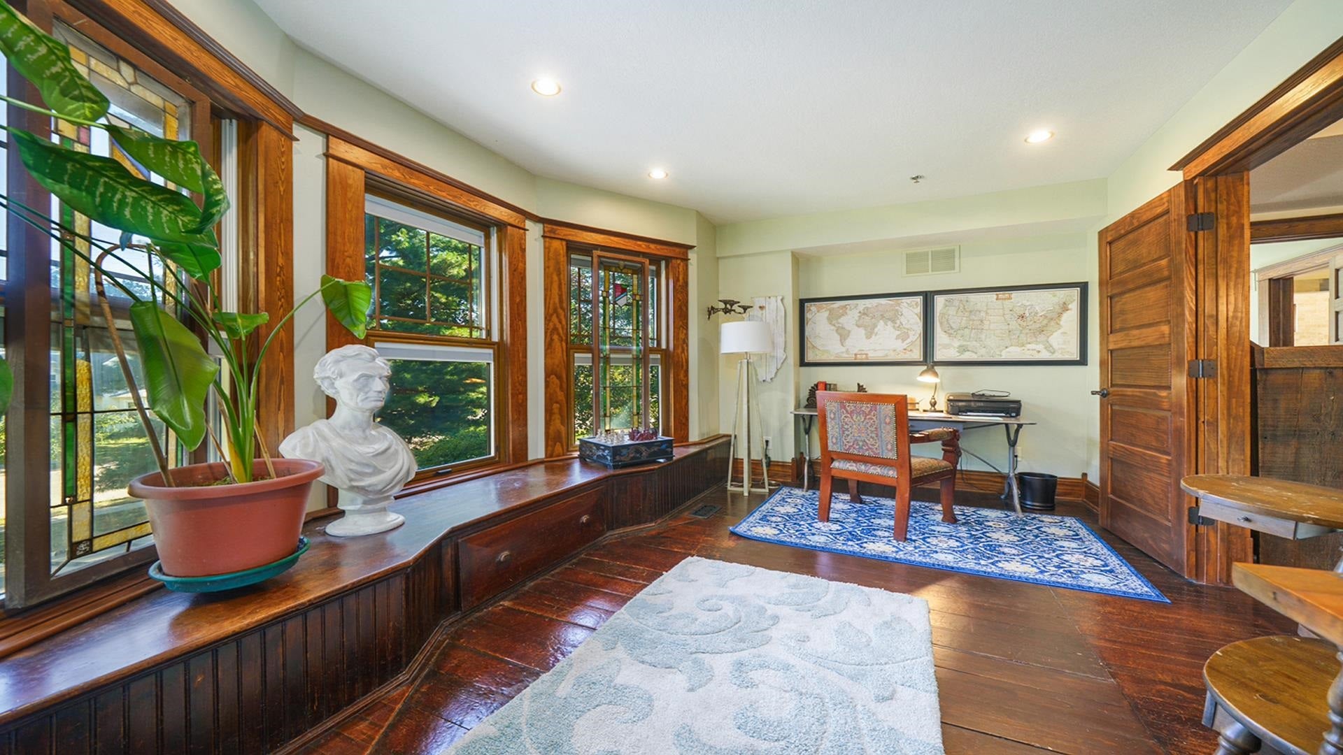 Franklin Grove, Illinois, 61031, United States, 9 Bedrooms Bedrooms, ,9 BathroomsBathrooms,Residential,Active,1965785