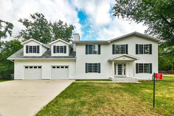 717 E BRIAR LN, BELOIT, WI 53511 - Image 1