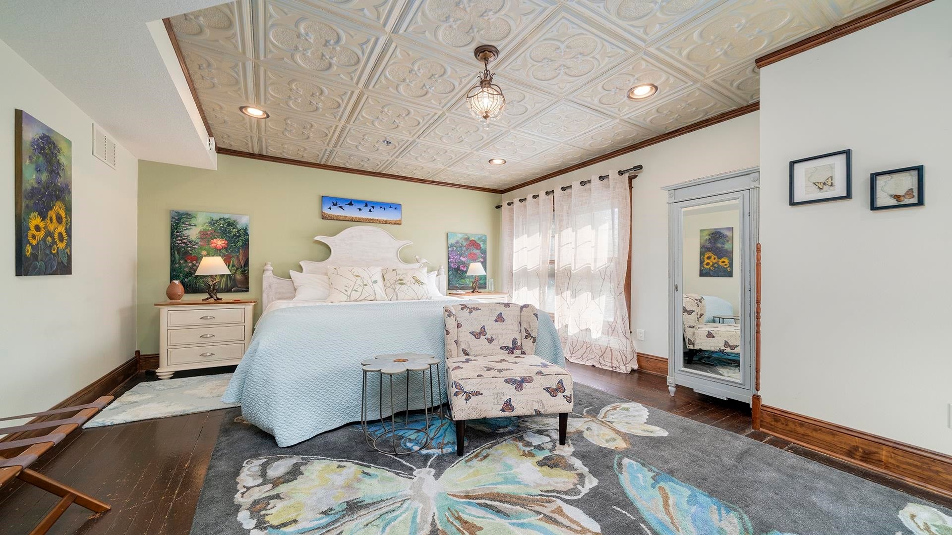 Franklin Grove, Illinois, 61031, United States, 9 Bedrooms Bedrooms, ,9 BathroomsBathrooms,Residential,Active,1965785