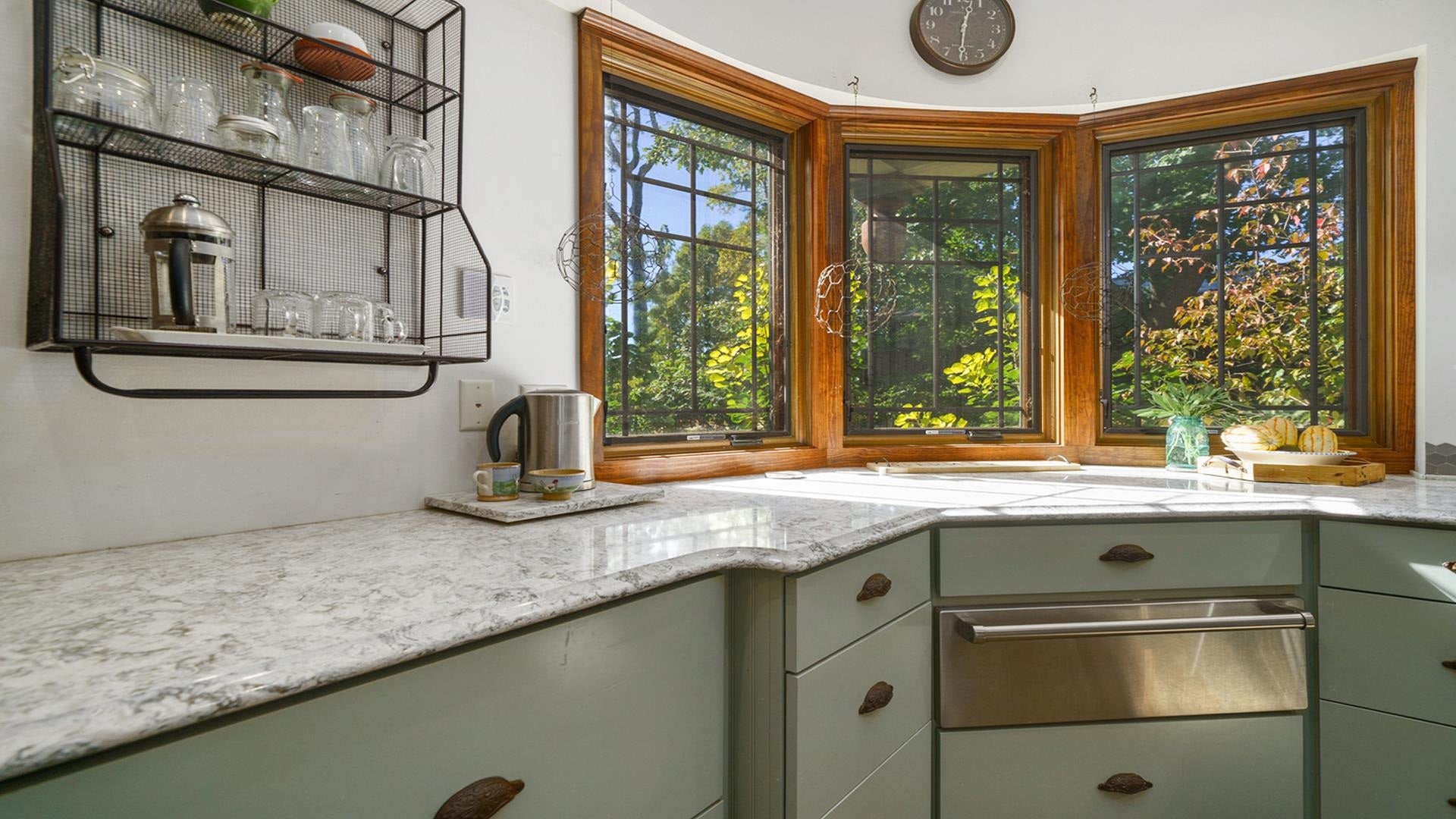 Franklin Grove, Illinois, 61031, United States, 9 Bedrooms Bedrooms, ,9 BathroomsBathrooms,Residential,Active,1965785