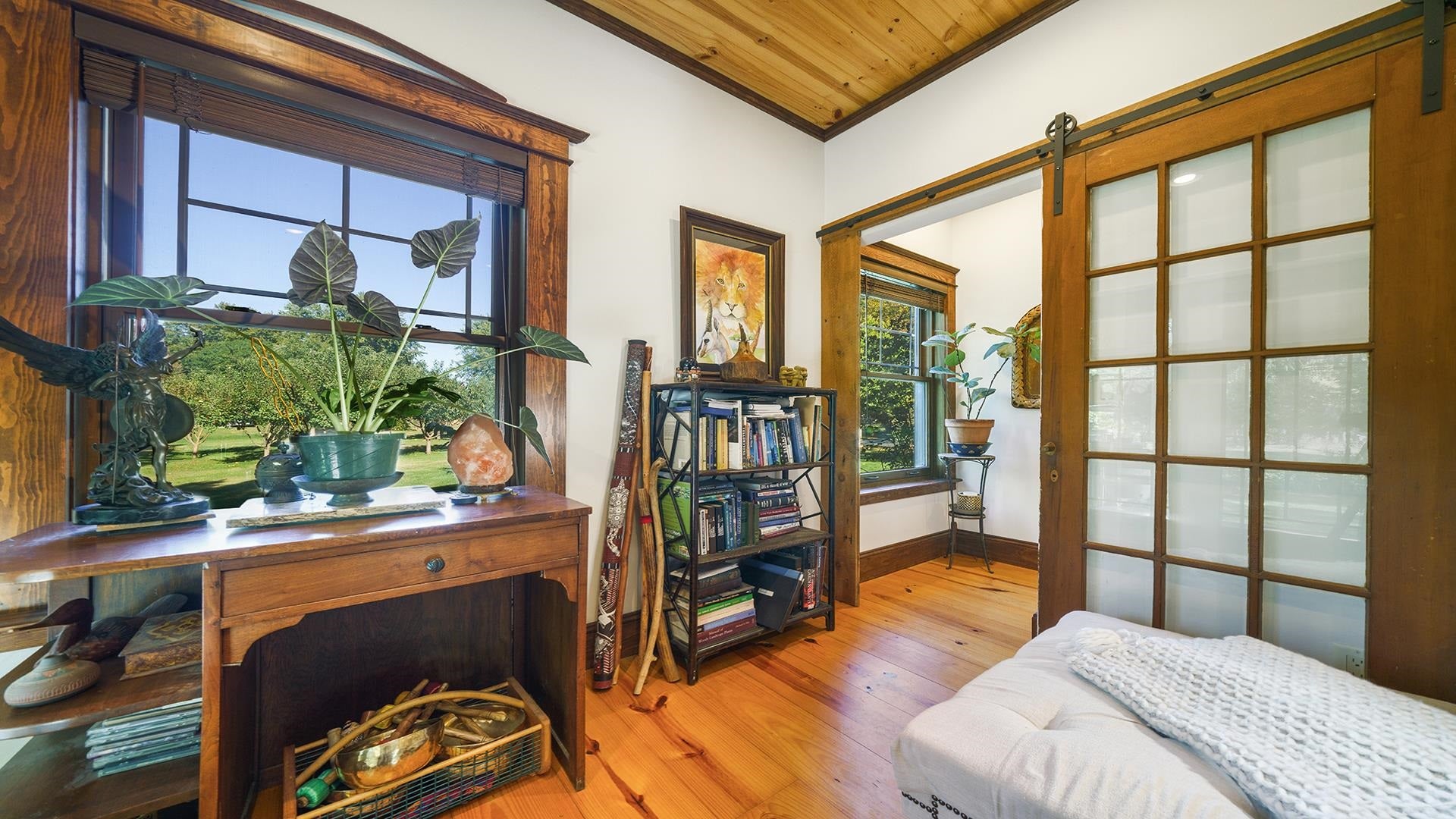 Franklin Grove, Illinois, 61031, United States, 9 Bedrooms Bedrooms, ,9 BathroomsBathrooms,Residential,Active,1965785