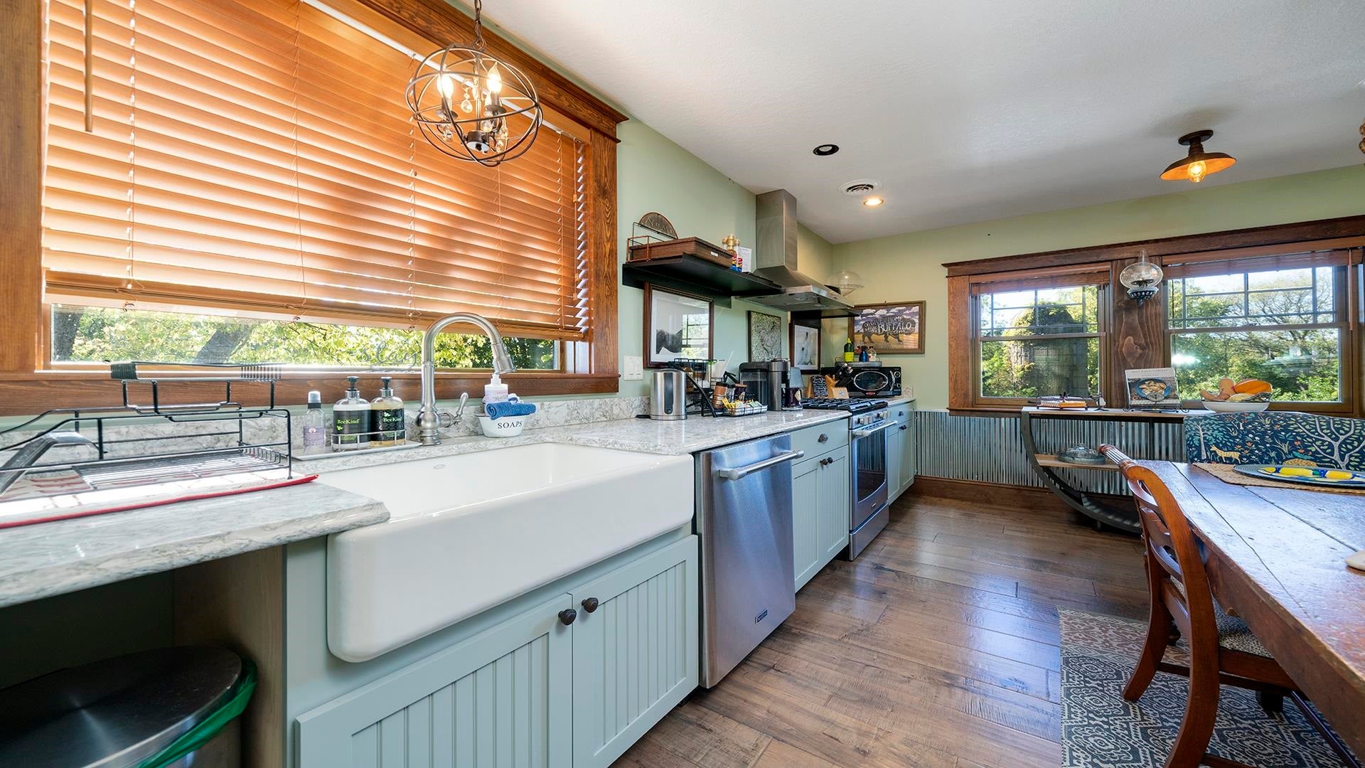 Franklin Grove, Illinois, 61031, United States, 9 Bedrooms Bedrooms, ,9 BathroomsBathrooms,Residential,Active,1965785