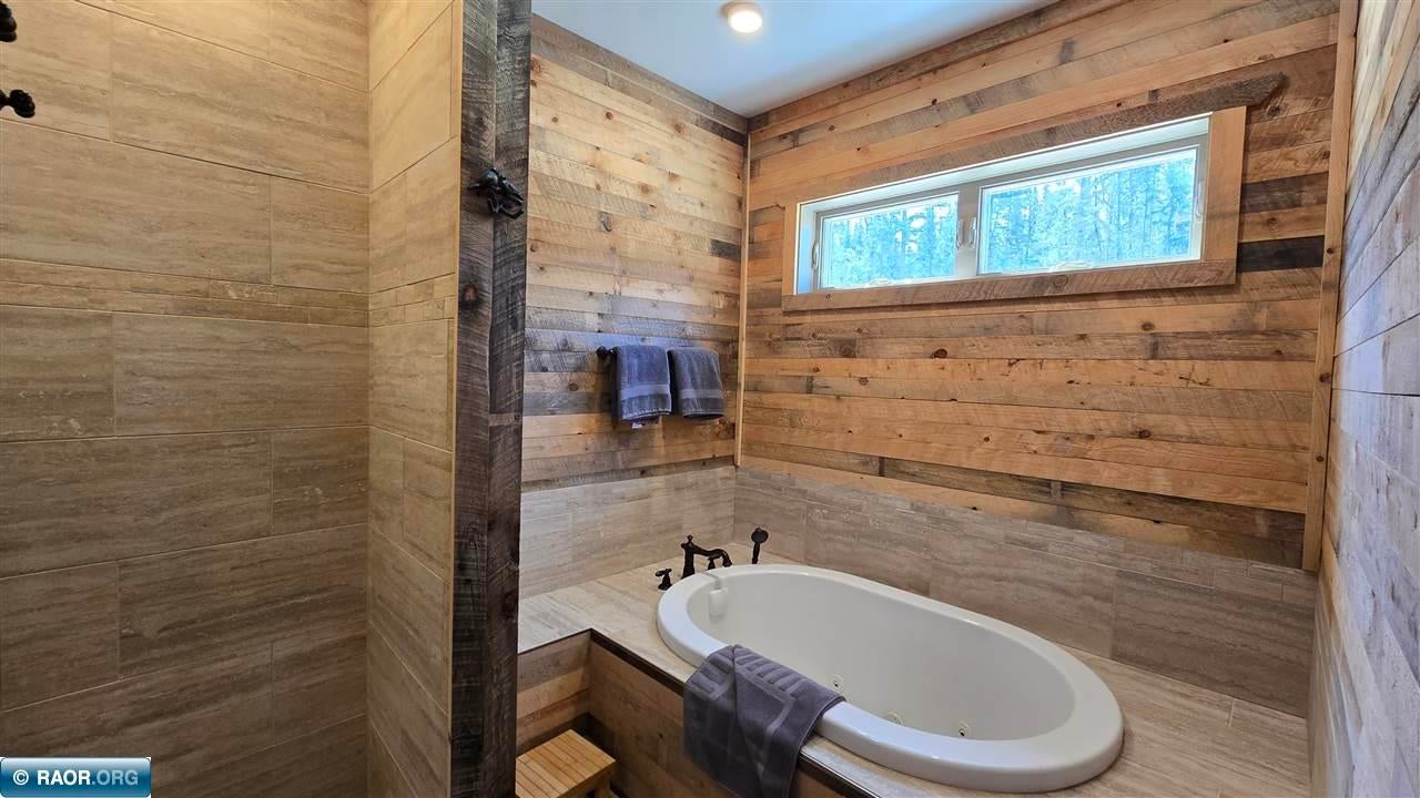 Crane Lake, Minnesota, 55725, United States, 6 Bedrooms Bedrooms, ,4 BathroomsBathrooms,Residential,Active,1798036