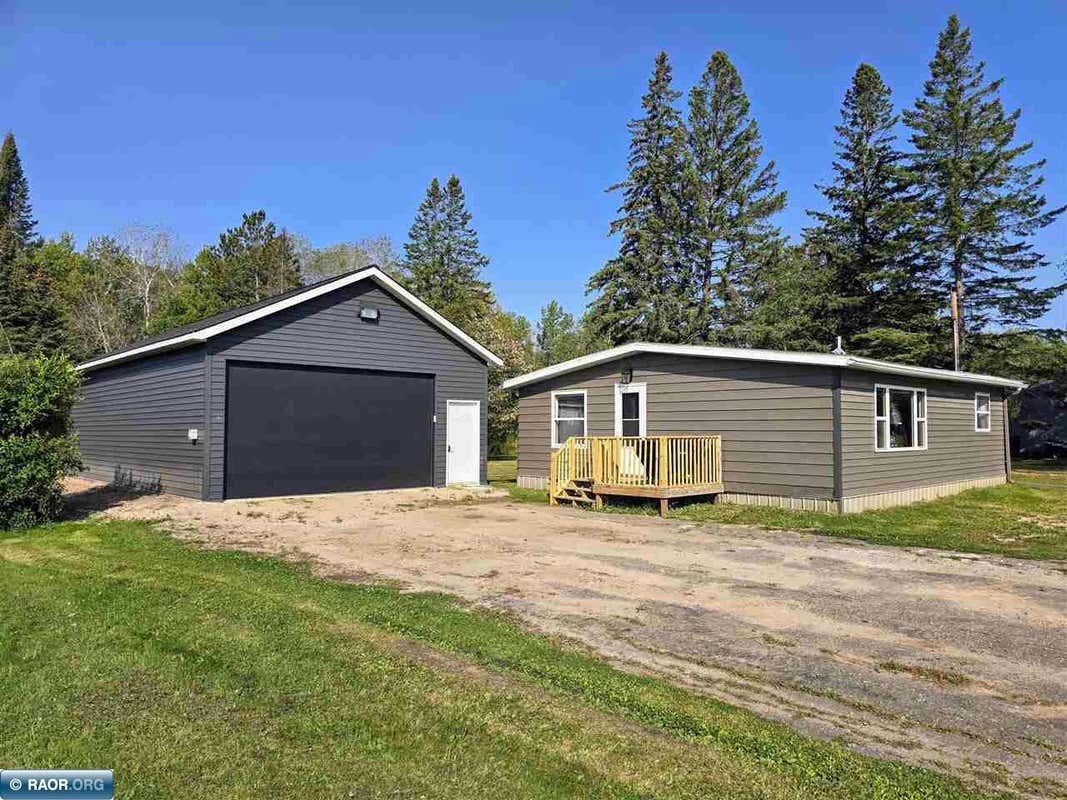 3753 ELYNWOOD RD, HIBBING, MN 55746, photo 1 of 27