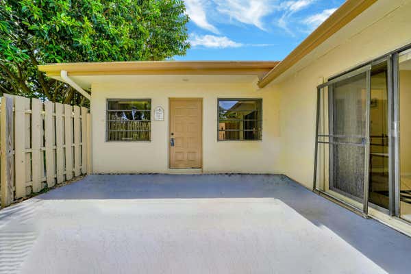 759 NW 27TH AVE APT C, DELRAY BEACH, FL 33445, photo 4 of 42