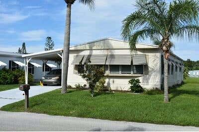 19 W CARIBBEAN, PORT SAINT LUCIE, FL 34952, photo 1 of 17