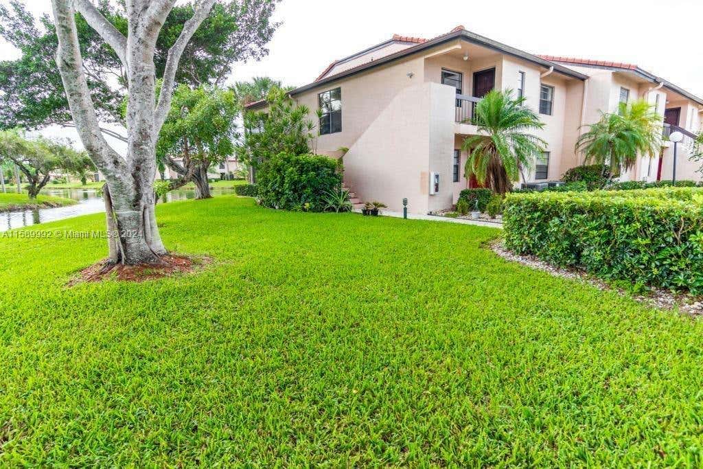 9287 VISTA DEL LAGO # B, BOCA RATON, FL 33428, photo 1