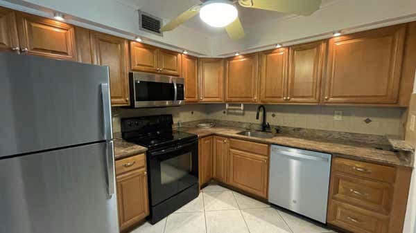 250 CAPRI F, DELRAY BEACH, FL 33484, photo 2 of 15