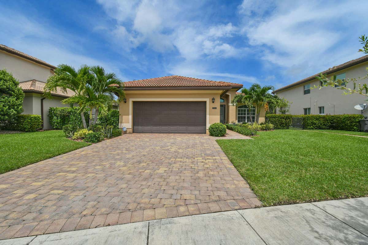 7139 LIMESTONE CAY RD, JUPITER, FL 33458, photo 1 of 78