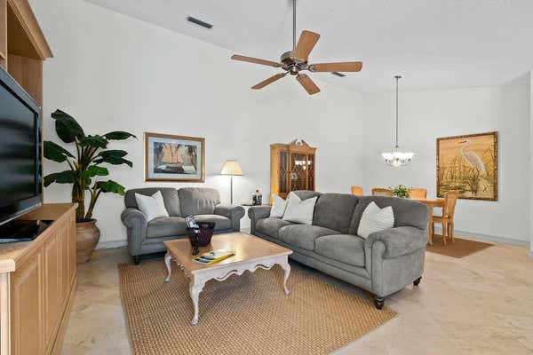 3570 WILDWOOD FOREST CT APT B, PALM BEACH GARDENS, FL 33403, photo 4 of 34