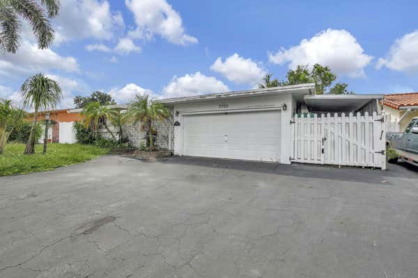 7050 SW 10TH CT, PEMBROKE PINES, FL 33023 - Image 1