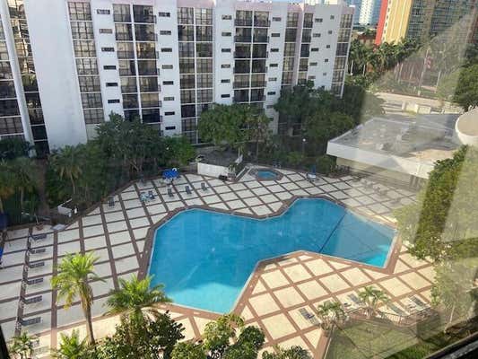 17011 N BAY RD APT 912, SUNNY ISLES BEACH, FL 33160 - Image 1