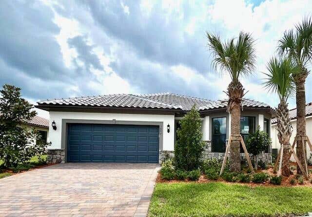 5069 RIVER BIRCH WAY, VERO BEACH, FL 32967, photo 1 of 33