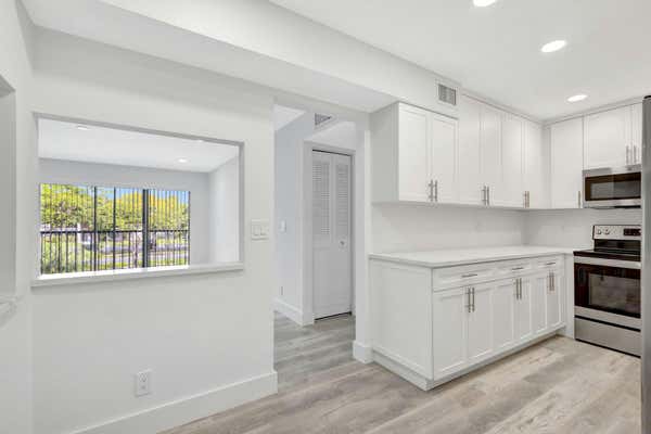 1115 GREEN PINE BLVD APT A2, WEST PALM BEACH, FL 33409 - Image 1