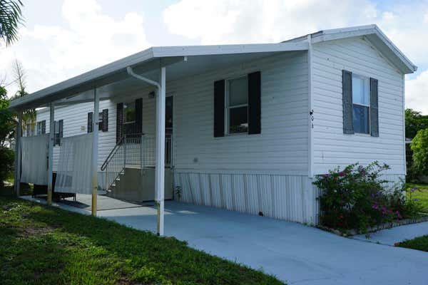 206 SE EASY ST, STUART, FL 34994 - Image 1