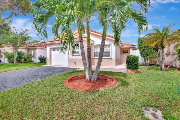 13421 NW 5TH CT, PLANTATION, FL 33325, photo 3 of 40